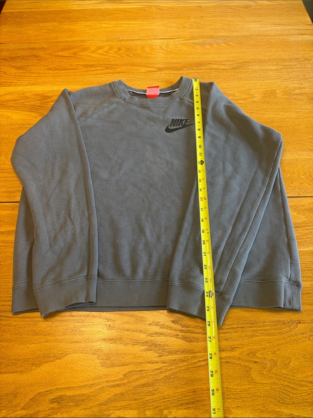 Nike Men’s Gray/Green Athletic Shorts set - Picture 14 of 15